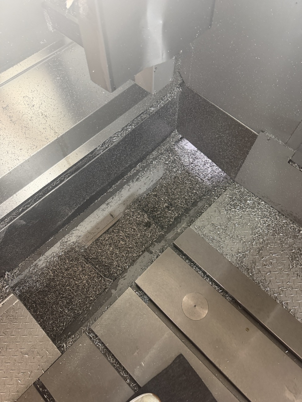 Parpas XS63 5-Axis Gantry Mill, 2011 - TSC, Renishaw Probe, Dual Chip Conveyors, 120 ATC - Image 29