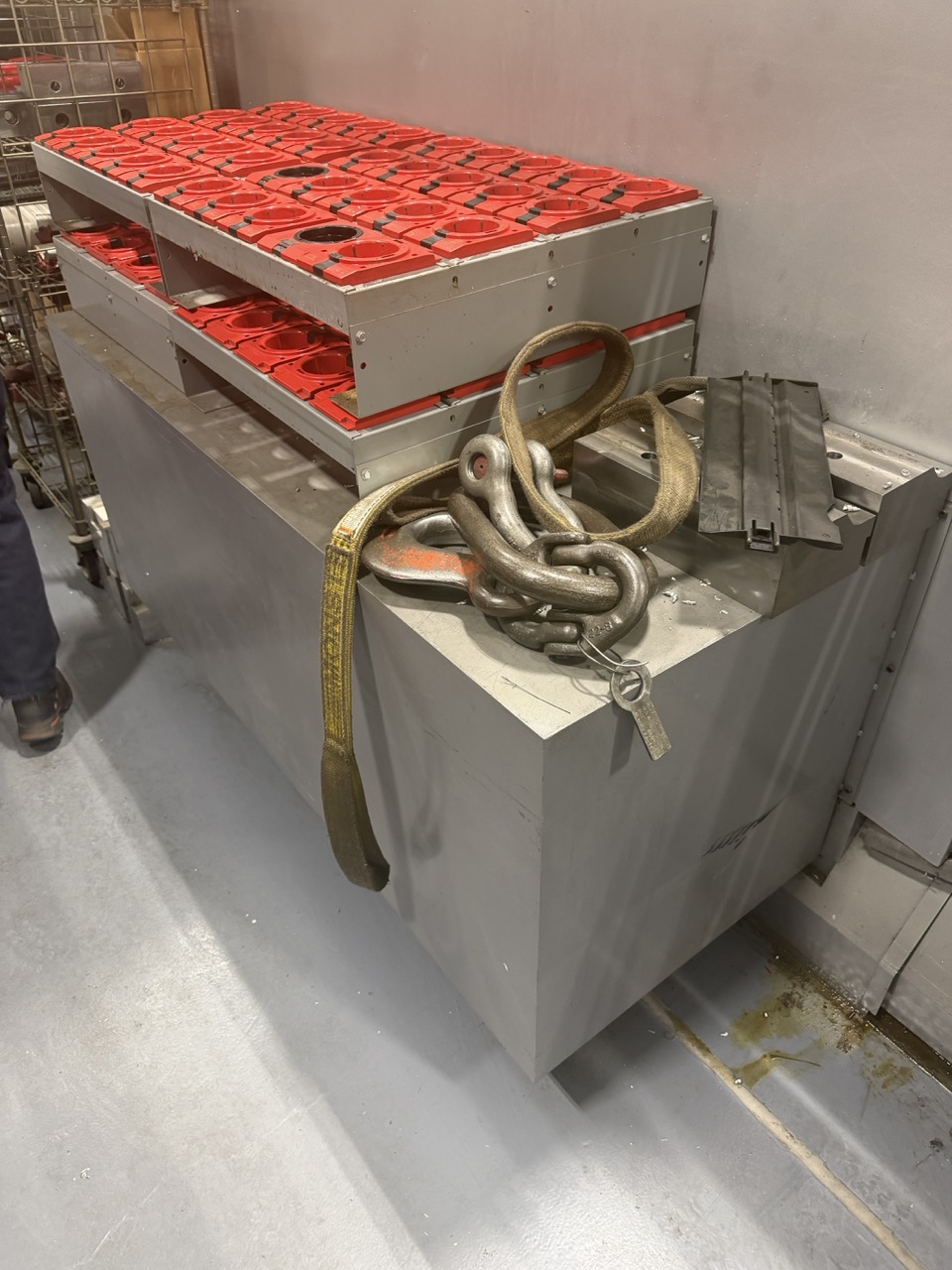 Parpas XS63 5-Axis Gantry Mill, 2011 - TSC, Renishaw Probe, Dual Chip Conveyors, 120 ATC - Image 42