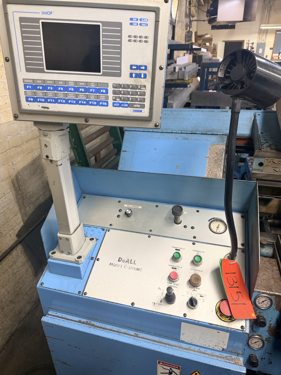 DoAll 13" x 13" Model C-3300NC Automatic Horizontal Bandsaw, 1998 - NC Control, Programmable Job Memory, Auto Shuttle Indexing Bar Feed - Image 7