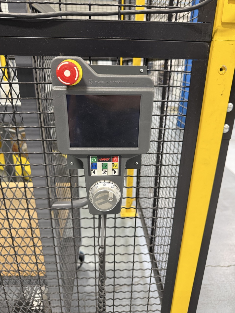 Haas UMC-750SS 5 Axis UMC, 2022 - Fanuc M-20iD Robot Cell, 70+1 SMTC, TSC, Chip Conveyor - Image 2