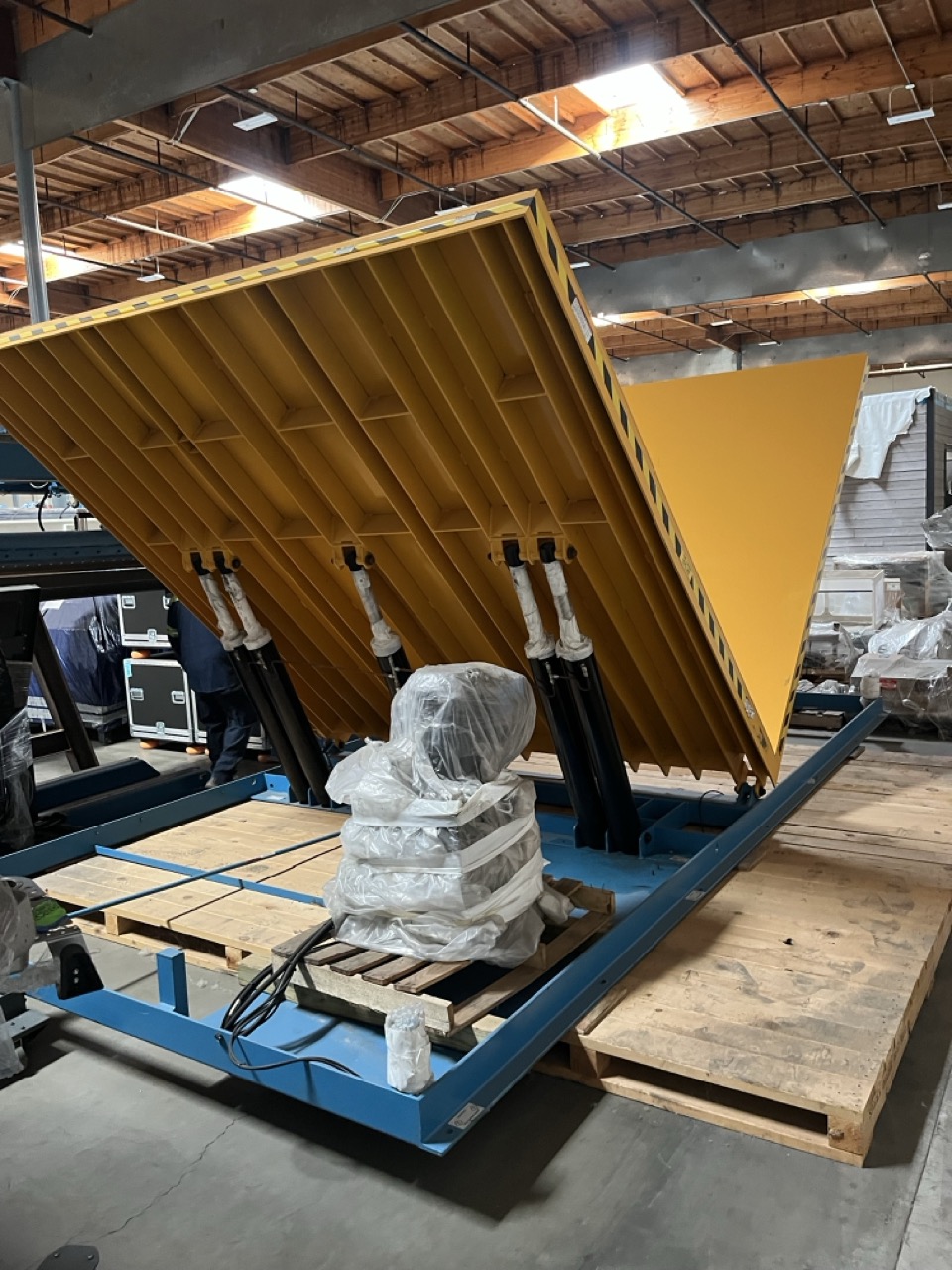 6000 LBS Capacity Lift Products Upender Tilt Table, 2025 - Image 6