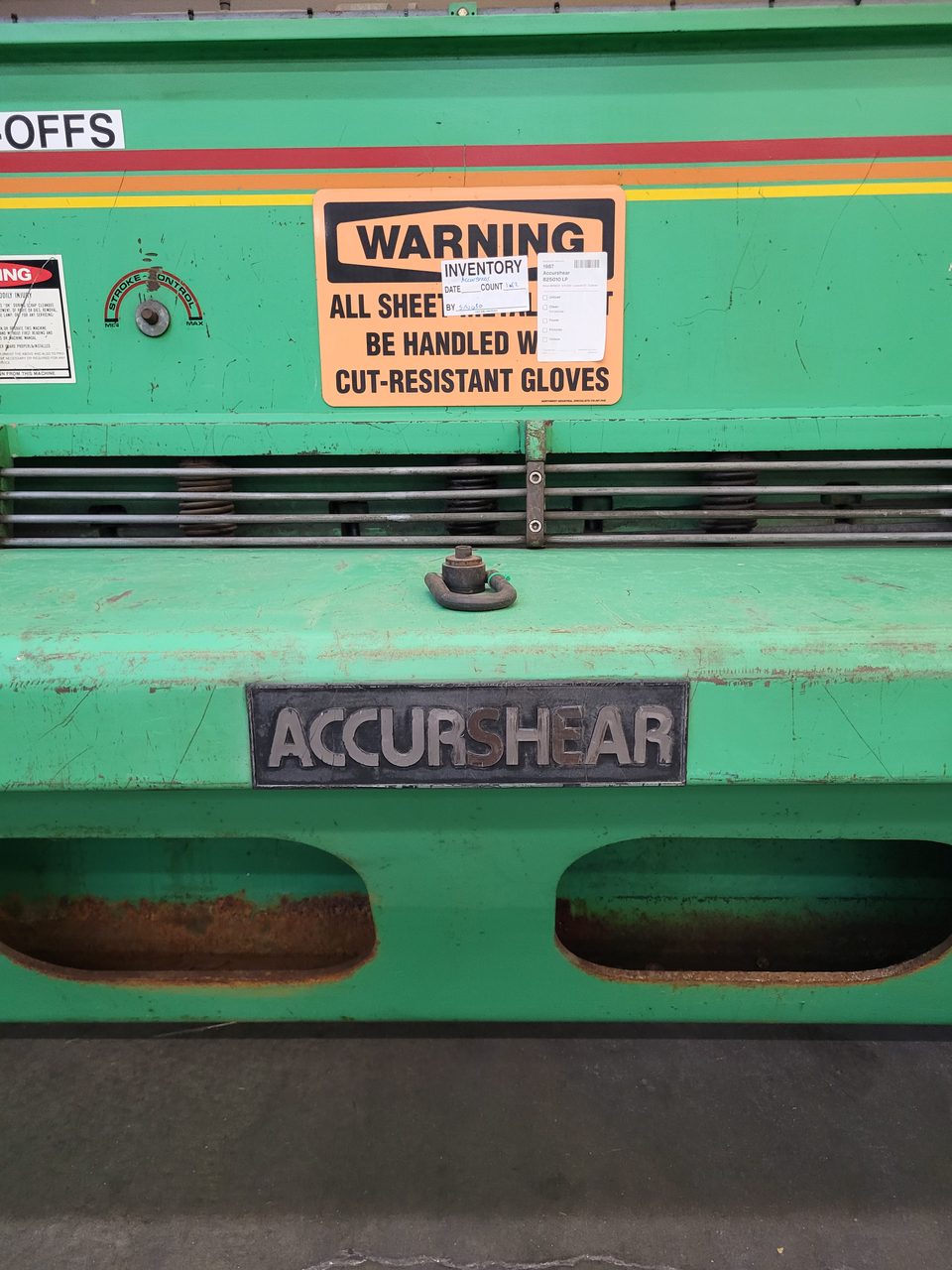 Accurshear 1/4" X 10' Hydraulic Shear Model 825010 LP, 1987 - Parts Accumulator