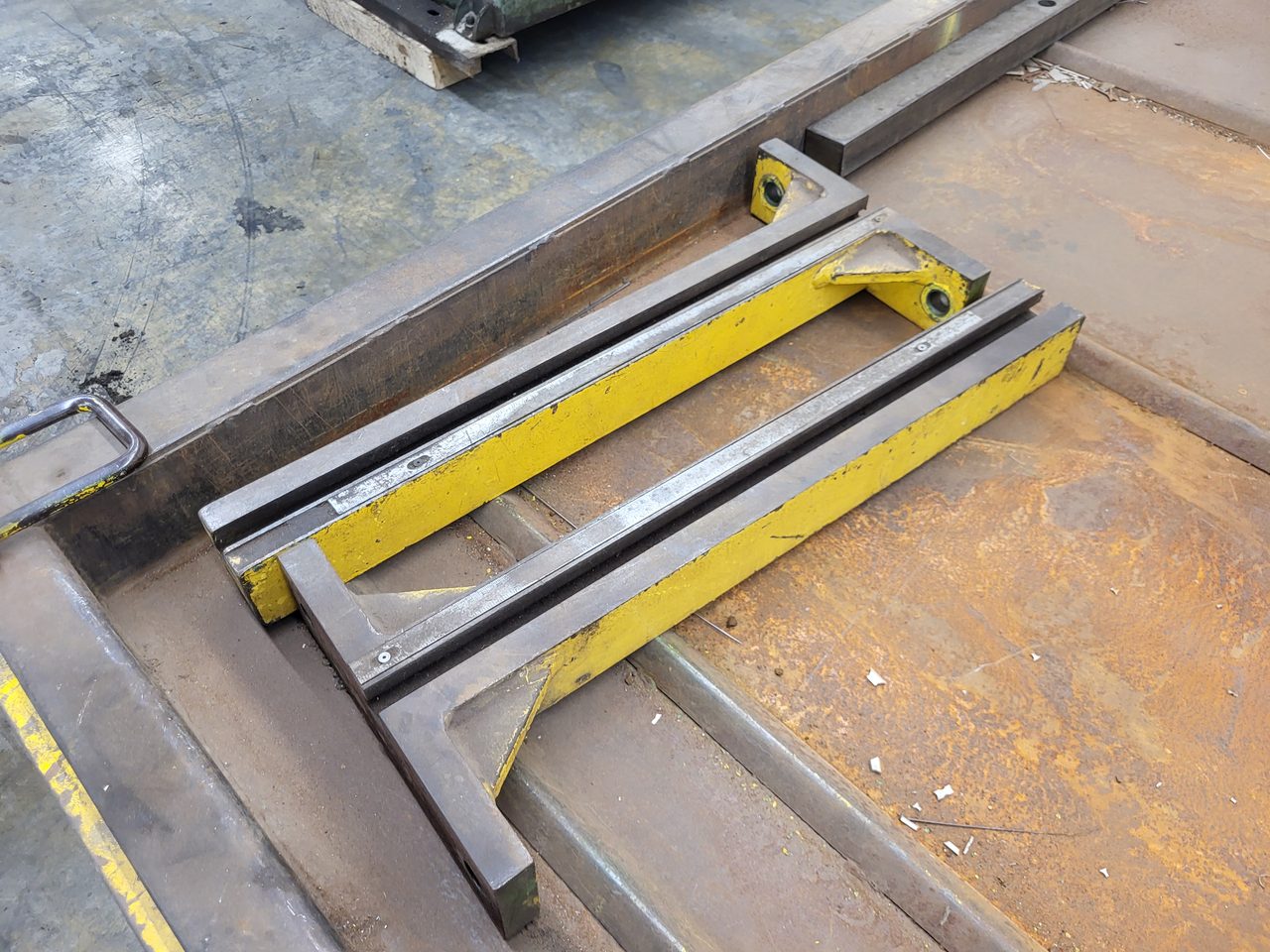 Accurshear 1/4" X 10' Hydraulic Shear Model 825010 LP, 1987 - Parts Accumulator