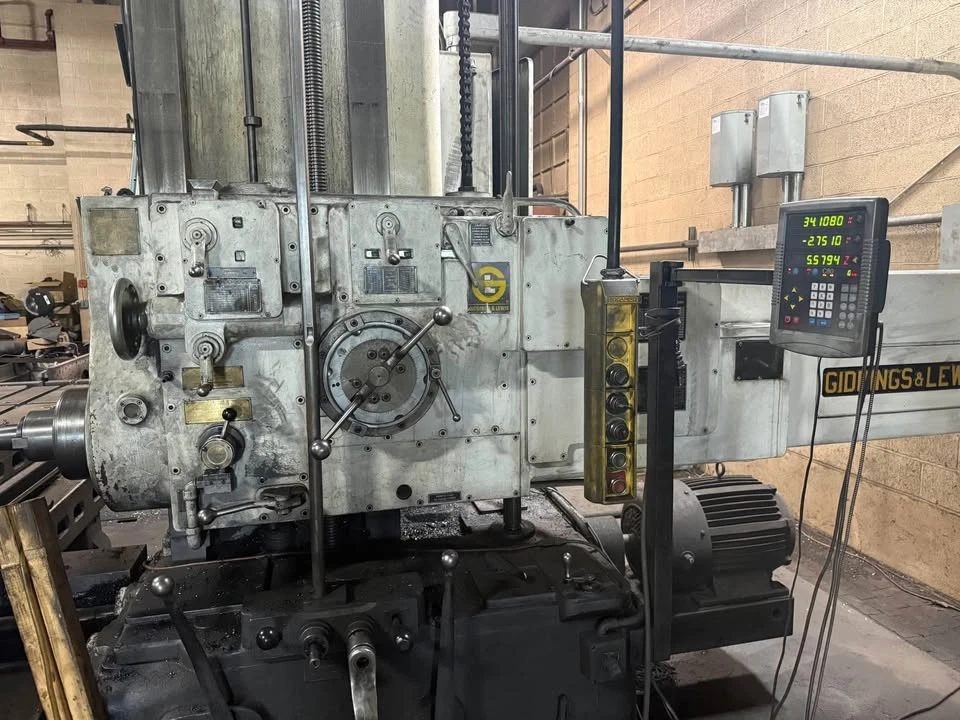 Giddings & Lewis 65-D5-T Horizontal Boring Mill, 1962 - 60" x 120" Table, DRO, Angle Plates, Tooling