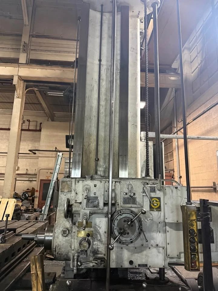 Giddings & Lewis 65-D5-T Horizontal Boring Mill, 1962 - 60" x 120" Table, DRO, Angle Plates, Tooling