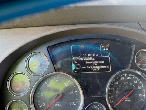 Kenworth T680 Sleeper Semi Truck Tractor, 2017 – Class 8 Diesel, 1,108,202 Miles