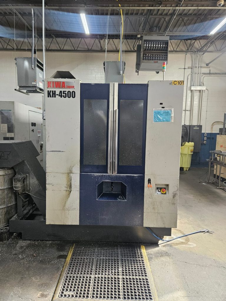 Kiwa KH-4500 HMC, 2017 - Chip Conveyor, Fanuc Control