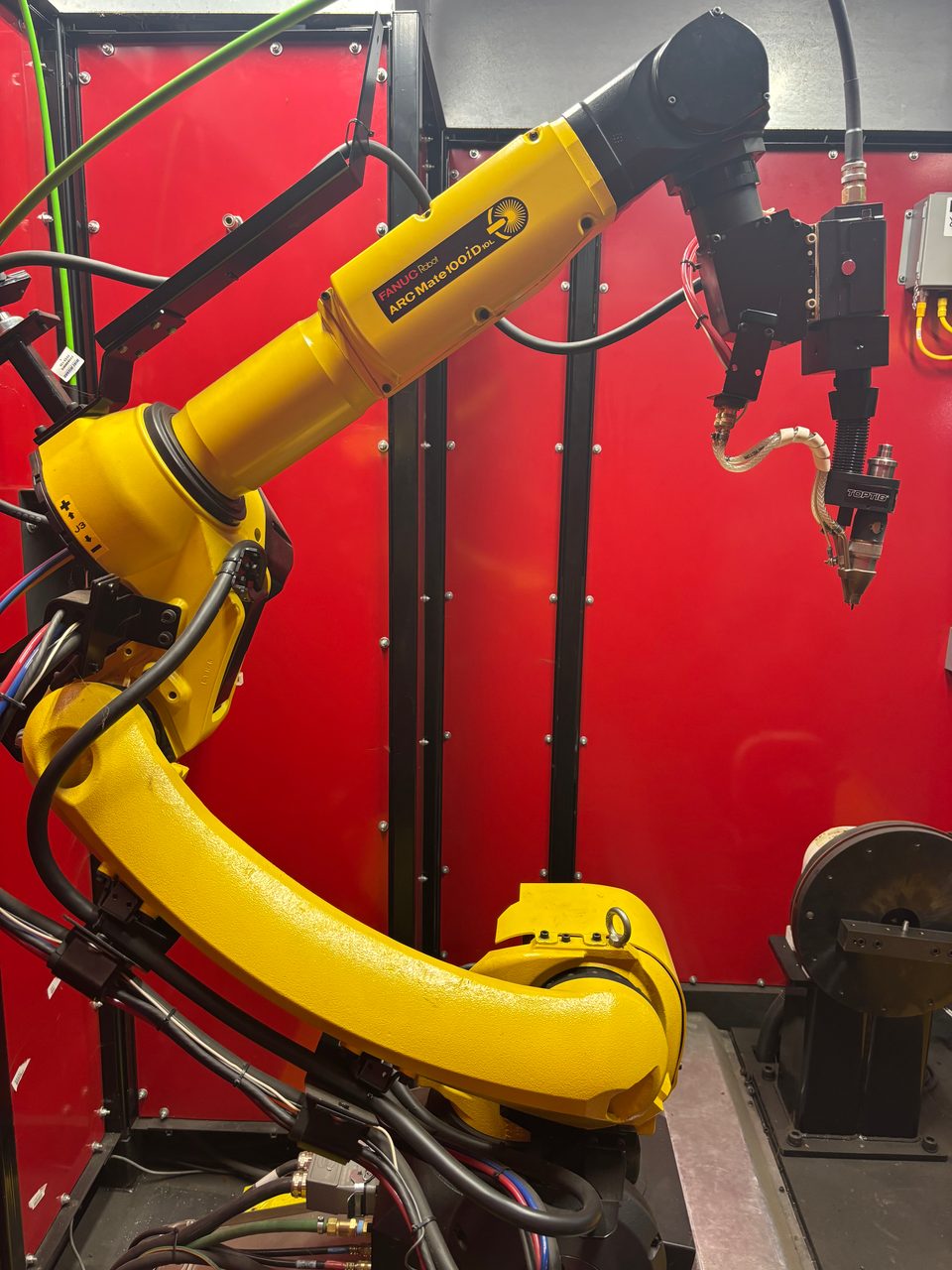 Lincoln Electric ProPak Robotic TIG Welding Cell – FANUC ARC Mate 100iD, R-30iB Plus, Power Wave R450 & TOPTIG, 2022 - Fume Extractor Not Included.