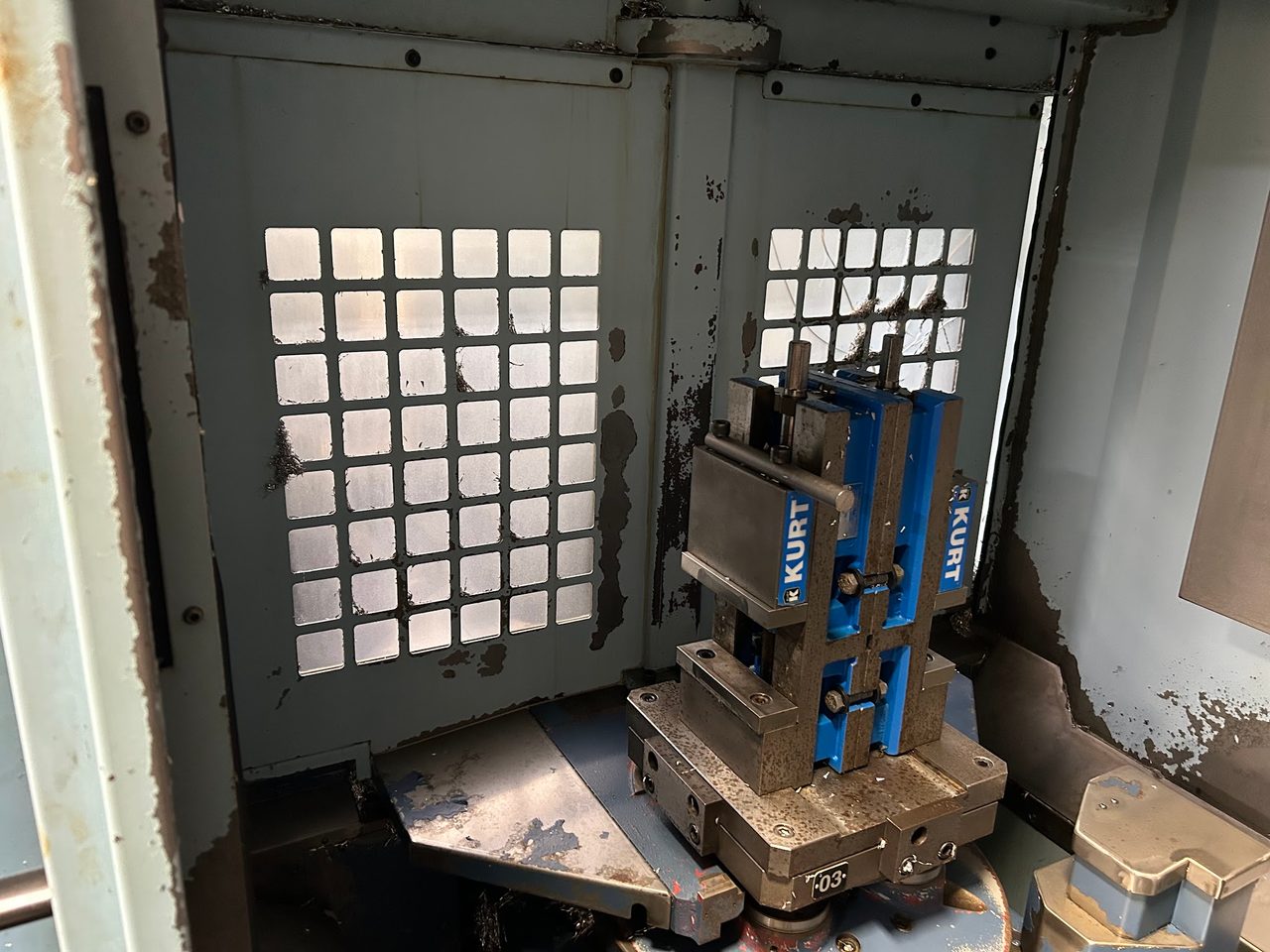 Matsuura H.Plus 300 PC11 HMC, 2006 – 11 Pallet Changer, 150 ATC, 15K Spindle